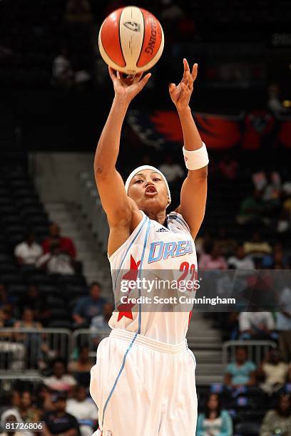 Betty Lennox of the Atlanta Dream shoots against the Chicago Sky during the WNBA game on June 6, 2008 at Philips Arena in Atlanta, Georgia. The Sky...