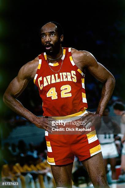 Nate Thurmond of the Cleveland Cavaliers stands on the court during a game against the Boston Celtics circa 1976 at the Boston Garden in Boston,...