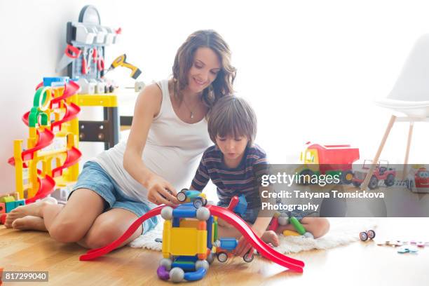 509 Kid Showing Belly Stock Photos, High-Res Pictures, and Images