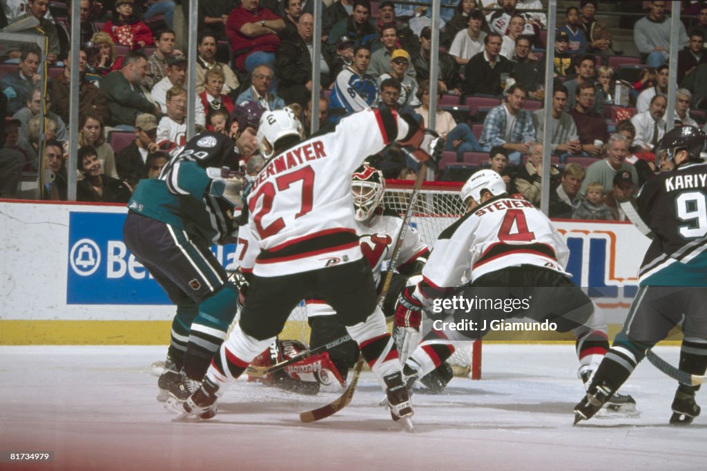 Mighty Ducks of Anaheim v New Jersey Devils