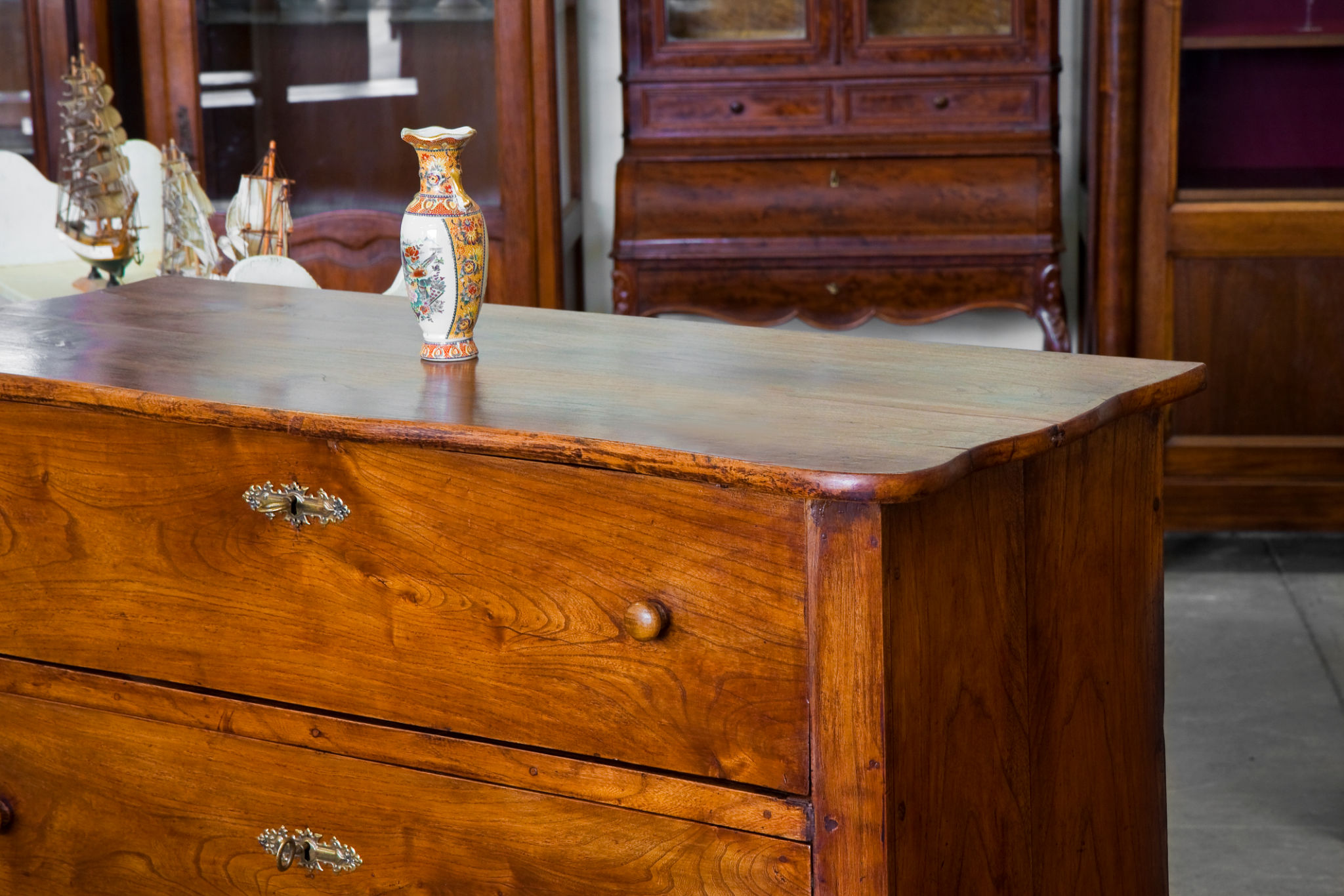 classic furniture