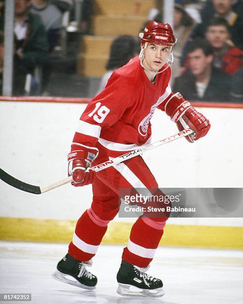 Steve Yzerman of the Detroit Red Wings skates in game against the Boston Bruins at the Boston Garden in Boston .