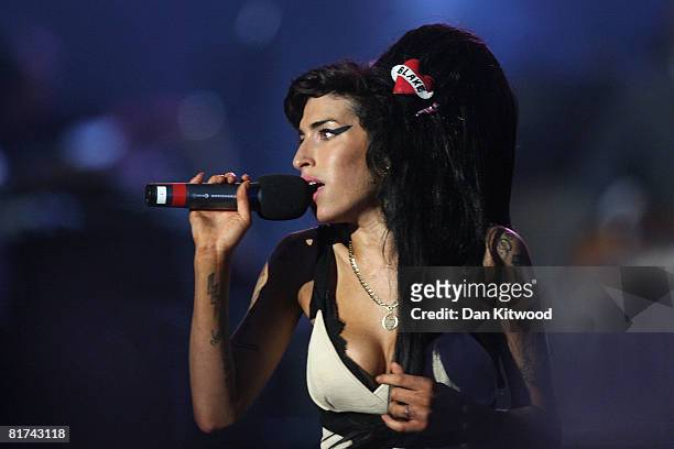 Amy Winehouse performs during the 46664 concert in celebration of Nelson Mandela's life at Hyde Park on June 27, 2008 in London, England.