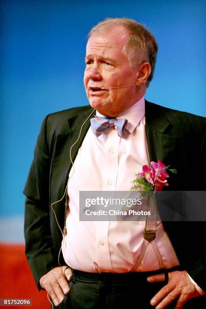 International investor Jim Rogers delivers a speech at a fortune forum held by a Chinese bank and a local newspaper on June 28, 2008 in Nanjing of...