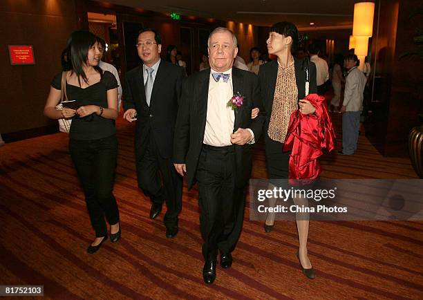 International investor Jim Rogers arrives at a fortune forum held by a Chinese bank and a local newspaper on June 28, 2008 in Nanjing of Jiangsu...