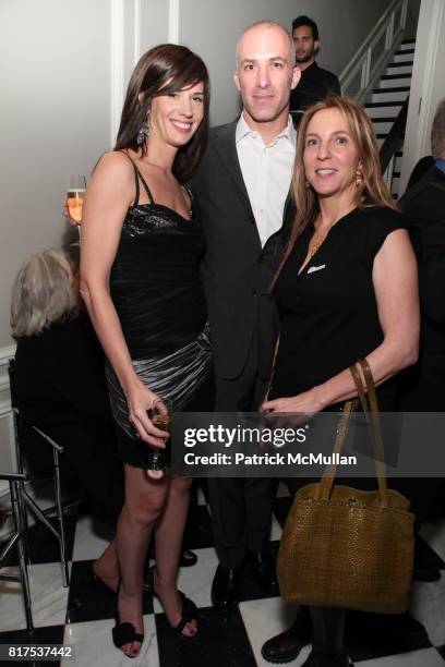 Roger Ranus 22 Susan Sutter Stock Photos, High-Res Pictures, and Images - Getty Images