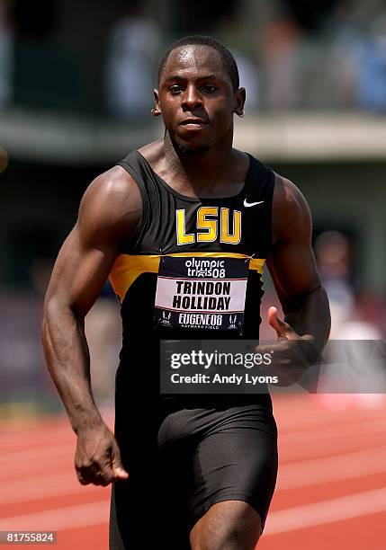 Trindon Holliday competes in the men's 100 meter heats during day two of the U.S. Track and Field Olympic Trials at Hayward Field on June 28, 2008 in...