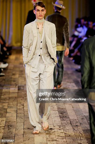 Model walks the runway wearing the Lanvin Menswear Spring Summer 2009 collection during Paris Fashion Week on June 29,2008 in Paris,France.