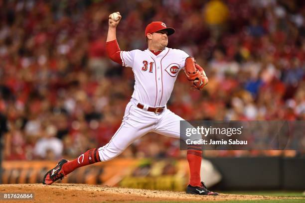 Drew Storen of the Cincinnati Reds pitches against the Washington Nationals at Great American Ball Park on July 14, 2017 in Cincinnati, Ohio.