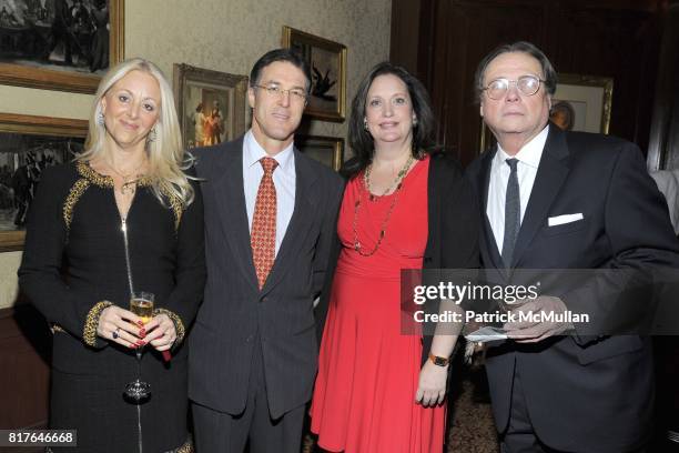 Jim Signorelli 157 photos et images haute résolution de Dr Patrick Stubgen - Getty Images