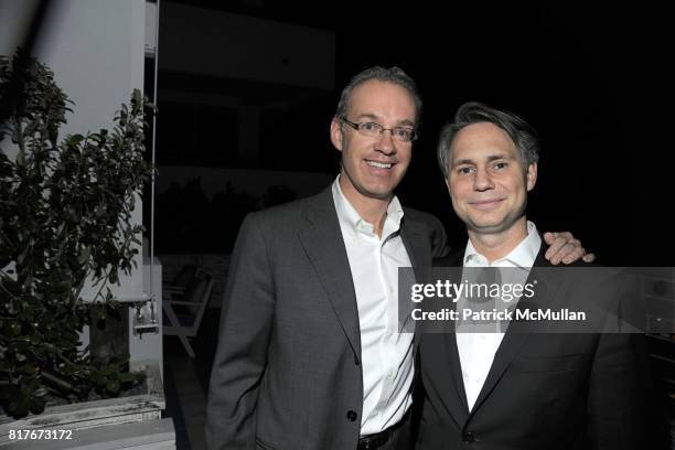 Kevin Rihn 1,255 Jason Binn Gilt Stock Photos, High-Res Pictures, and Images ...