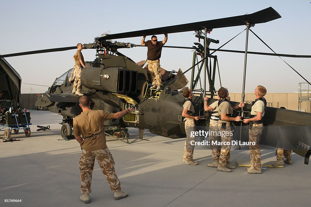 British Paratroopers Between Operations In Kandahar