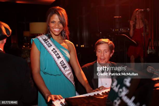 Kamie Crawford attends Casita Maria Fiesta 2010 at Mandarin Oriental Hotel on October 12, 2010 in New York City.