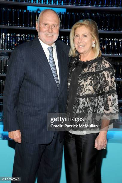 Michael Lynne and Ninah Lynne attend AMERICAN FRIENDS OF THE ISRAEL MUSEUM Celebrates A New Beginning at Cipriani 42nd St on October 25, 2010 in New...