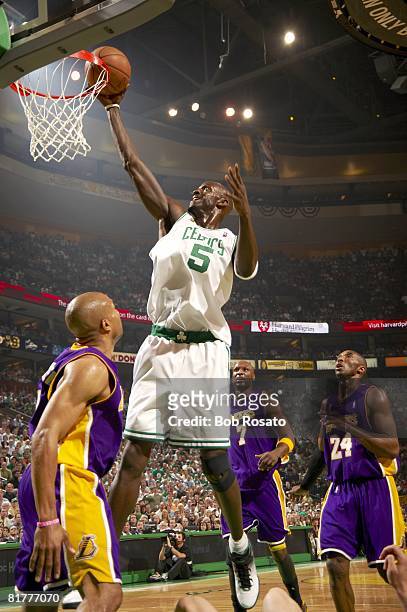 Finals: Boston Celtics Kevin Garnett in action, layup vs Los Angeles Lakers. Game 6. Boston, MA 6/17/2008 CREDIT: Bob Rosato