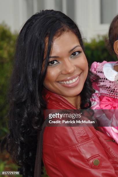 Jennifer Freeman and Bella attend Halloween Carnival hosted by Pottery Barn Kids benefiting Operation Smile at Private Residence on October 23, 2010...