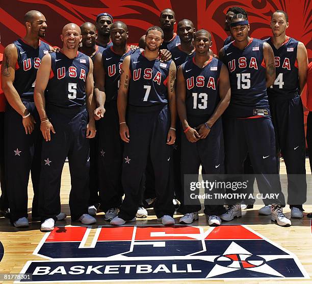 Players of the US Olympic basketball team Carlos Boozer, Jason Kidd, Michael Redd, LeBron James, Dwyane Wade, Deron Willimas, Dwight Howard, Kobe...