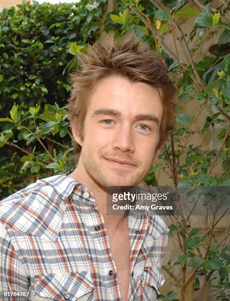 Robert Buckley attends Palm Centro at the Kari Feinstein MTV Movie Awards Style Lounge Day 1 on May 29, 2008 in Los Angeles, California.