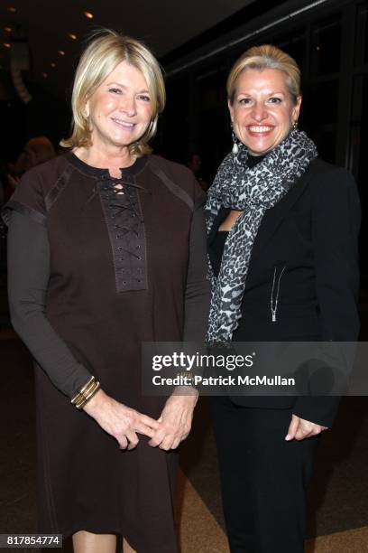 Mindy Reeves John E Reeves Hall Photos and Premium High Res Pictures - Getty Images