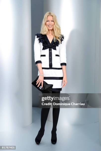 Claudia Schiffer attends Chanel '09 Spring Summer Haute Couture fashion show on July 1, 2008 in Paris, France.