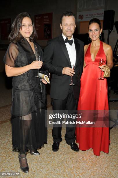 ?, Vik Muniz, Janet Lopez-Muniz attend The BRAZIL FOUNDATION's 8th Annual Gala Benefit at The Metropolitan Museum of Art on September 23, 2010 in New...