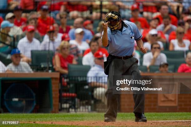 Umpire Dale Scott officiates a game between the Kansas City Royals hits and the St. Louis Cardinals on June 19, 2008 at Busch Stadium in St. Louis,...