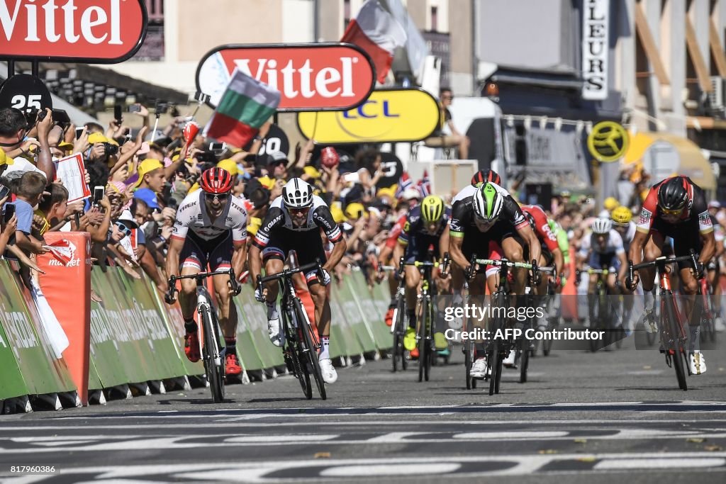 CYCLING-FRA-TDF2017-LINE