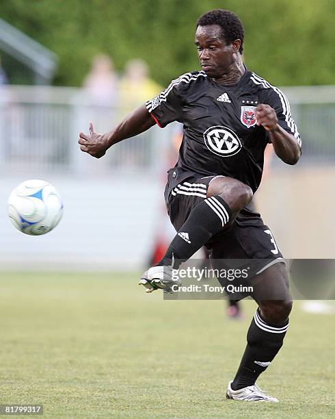 Francis Doe of D.C. United catches a pass with the outside of his foot during an Open Cup match against the Rochester Raging Rhinos on July 1, 2008...