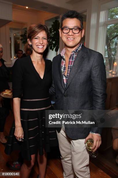 Cindi Leivi and Peter Som attend GLAMOUR Welcomes Anne Christensen As New Fashion Director at Peels Restaurant on September 9, 2010 in New York.