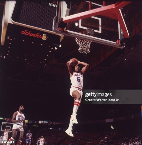 Basketball: Philadelphia 76ers Julius Erving in action, making dunk vs Detroit Pistons, Philadelphia, PA