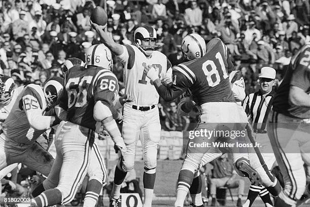 Football: Los Angeles Rams QB Roman Gabriel in action, making pass vs Baltimore Colts, Los Angeles, CA
