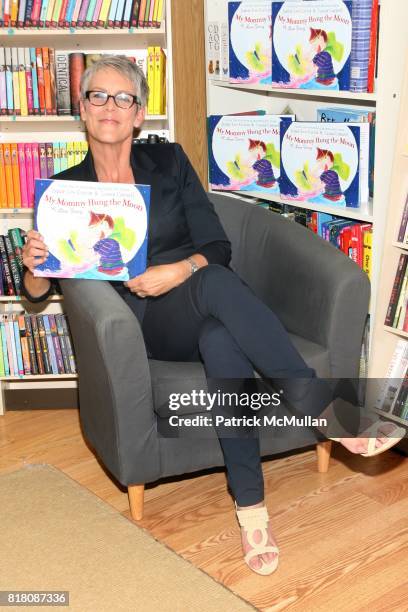 611 Jamie Lee Curtis Book Photos and Premium High Res Pictures - Getty  Images