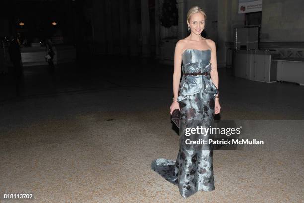 Devon Ratliff 39 Devon Radziwill Stock Photos, High-Res Pictures, and Images - Getty ...