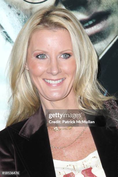 Sandra Lee attends New York Premiere of HARRY POTTER AND THE DEATHLY HALLOWS at Alice Tully Hall on November 15, 2010 in New York City.