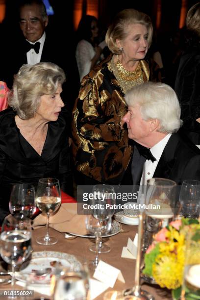 Nancy Kissinger and Sid Bass attend The Aspen Institute 27th Annual Awards Dinner at The Plaza Hotel on November 4, 2010 in New York City.