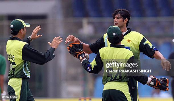 Rauf R K Pakistan cricketer Abdul Rauf celebrates the wicket of Bangladesh ...