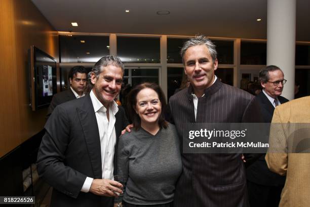 Mike Raynes Michael Raynes Photos and Premium High Res Pictures - Getty Images