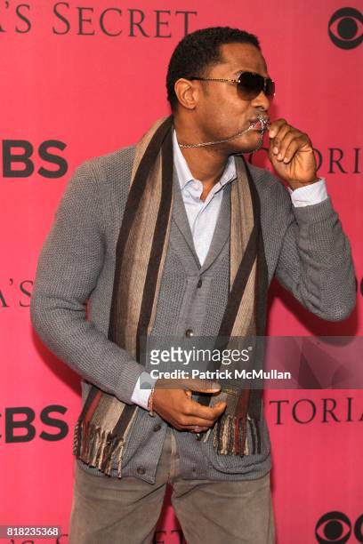 Maxwell attend VICTORIA'S SECRET Fashion Show 2010 Arrivals at Lexington Armory on November 10th, 2010 in New York City.