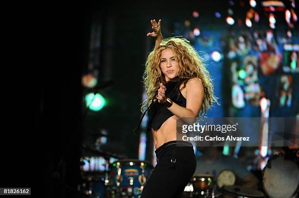 Shakira performs on stage at Rock in Rio Day 3 on July 04, 2008 in Arganda del Rey in Madrid, Spain.