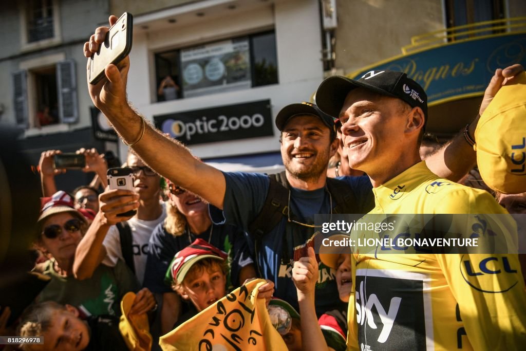 CYCLING-FRA-TDF2017-FANS