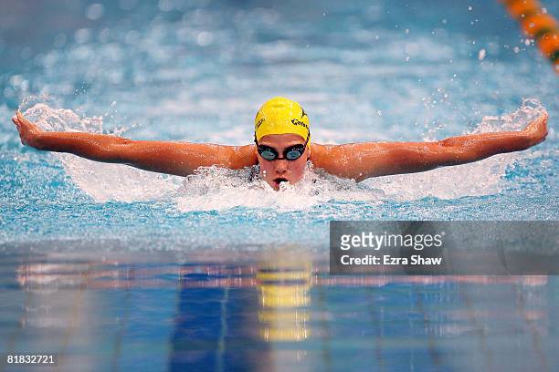 Stephanie Rice of the Australian Olympic Team swims in the women's 400 metre IM final during day three of the 2008 Telstra Grand Prix 2 at the Sydney...