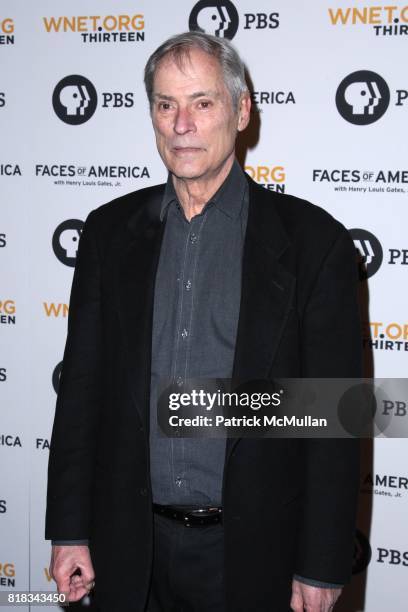 Bob Simon attends The Premiere Screening of FACES OF AMERICA at The Allen Room on February 1, 2010 in New York City.