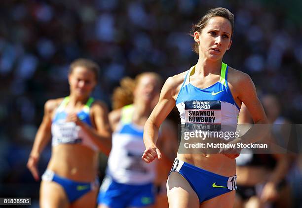 Shannon Rowbury competes en route to winning the gold medal in the women's 1,500 meter final during day eight of the U.S. Track and Field Olympic...