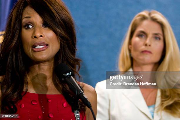 Beverly Johnson and Kim Alexis , former models and judge and host, respectively, on the television show She's Got the Look, speak at a press...