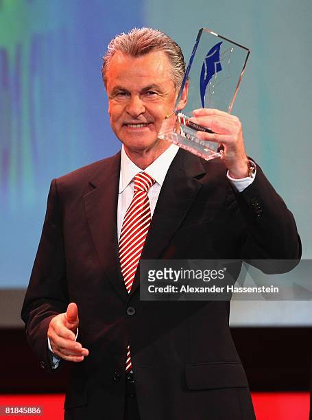 Former Bayern Munich head coach Ottmar Hitzfeld receives the Bavarian Sport Award 2008 at the International Congress Center Munich on July 7, 2008 in...