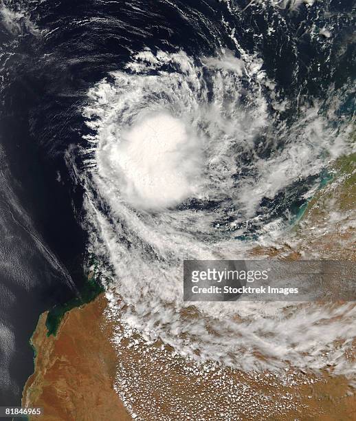 tropical cyclone ophelia - airglow imagens e fotografias de stock
