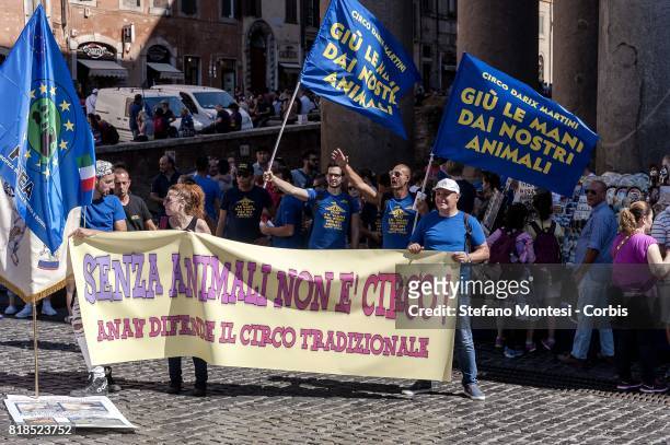 Demonstration of circus workers, to the Pantheon, to protest against an amendment of the law which foresees the gradual elimination of animals from...