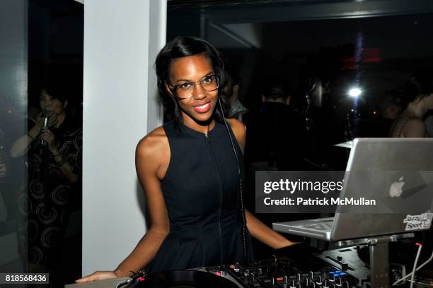 Lindsey attend COLE HAAN and INTERVIEW MAGAZINE hosts the launch of MARIA SHARAPOVA's Fall 2010 Collection at The Sky Room at The New Museum on...