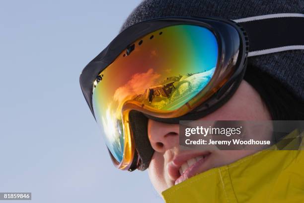 asian woman wearing ski goggles - ski goggles stock pictures, royalty-free photos & images