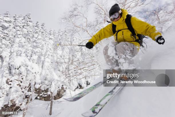 asian woman skiing - japan skiing stock pictures, royalty-free photos & images